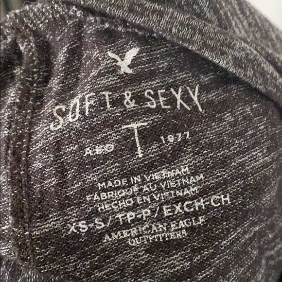 American Eagle soft and sexy daisy t-shirt - Picture 7 of 7